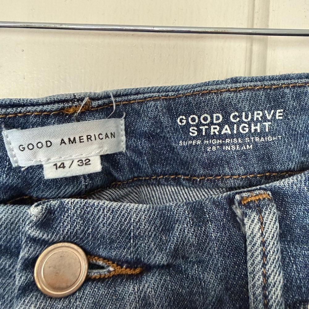 Good American Good Curve Straight Jean - Picture 2 of 7
